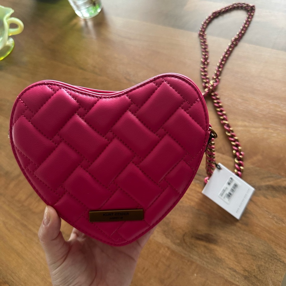 Kurt Geiger Heart Bag Offers Welcome π - Picture 3 of 4